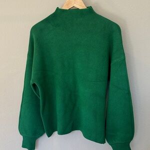 Vici Collections Green Women's Sweater